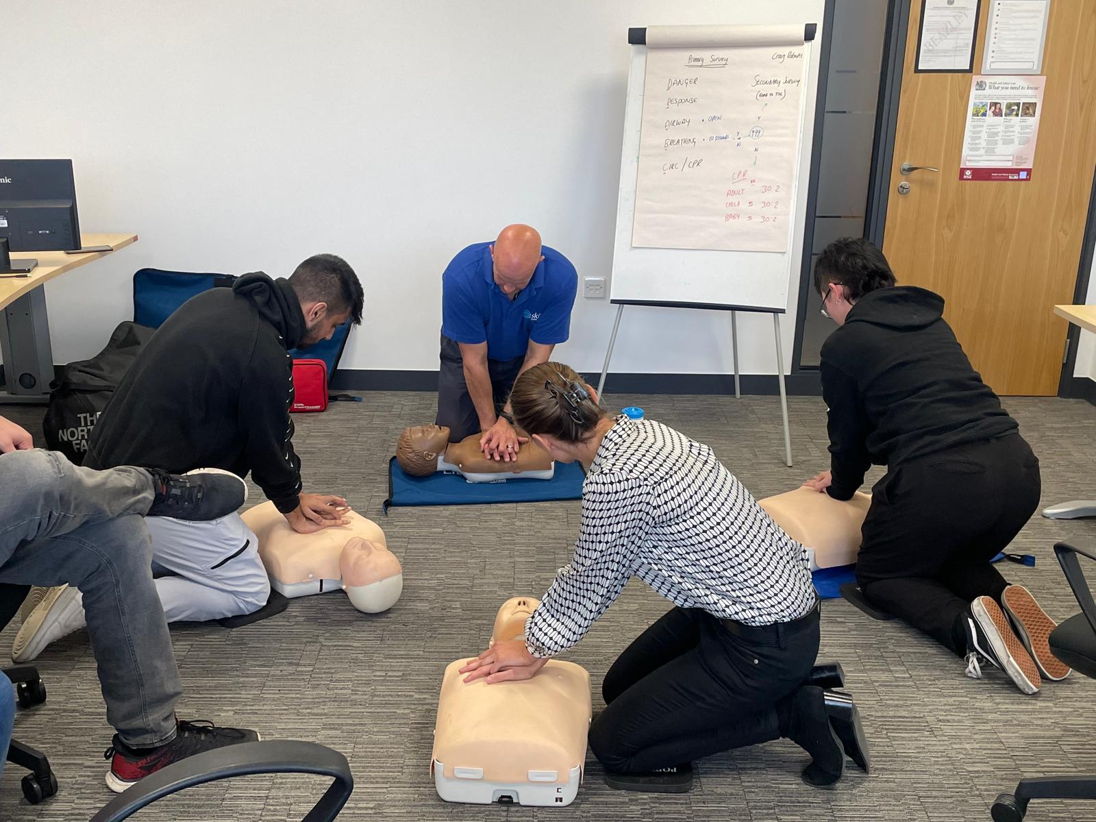 emergency first aid at work course
